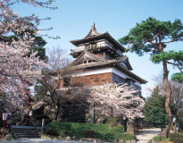 Maruoka Castle